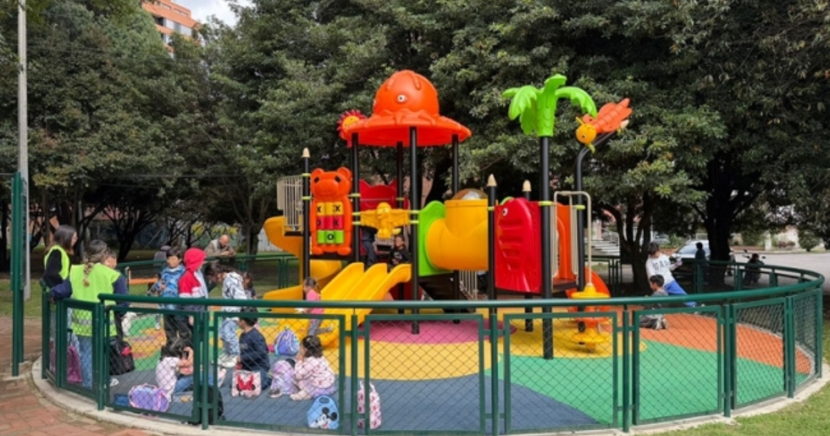 Foto de un parque renovado en Bogotá localidad de Suba