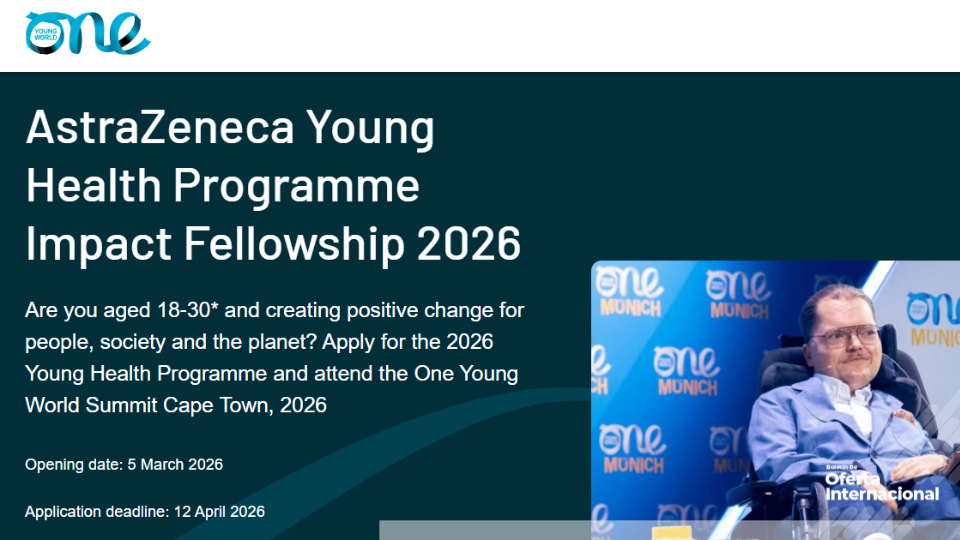 Jóvenes líderes participando en evento global de impacto social