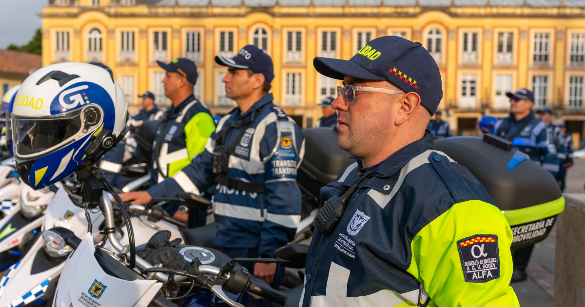 Imagen de agentes de tránsito