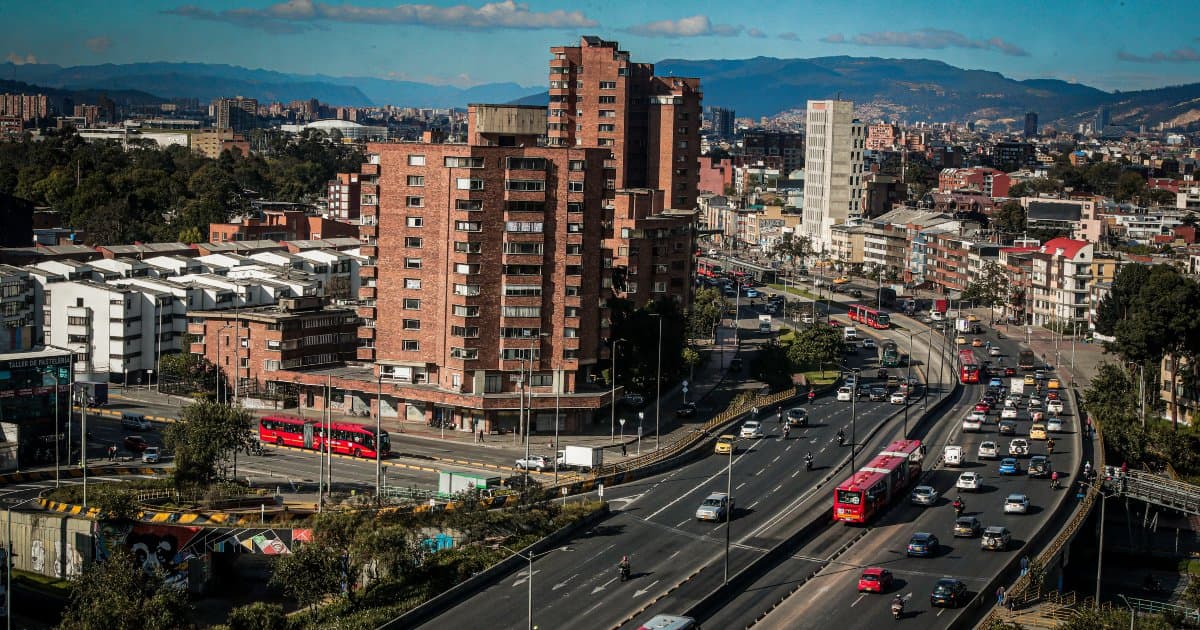 Foto de una vía de Bogotá