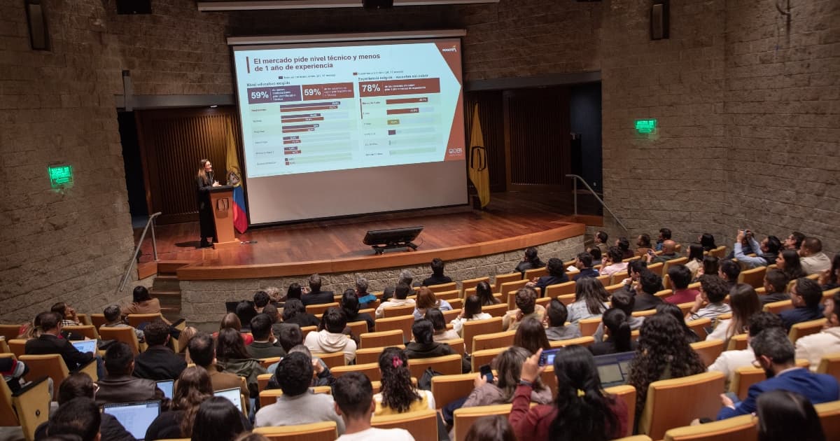 Foto de la presentación de la Encuesta Demanda Laboral Bogotá 2026.