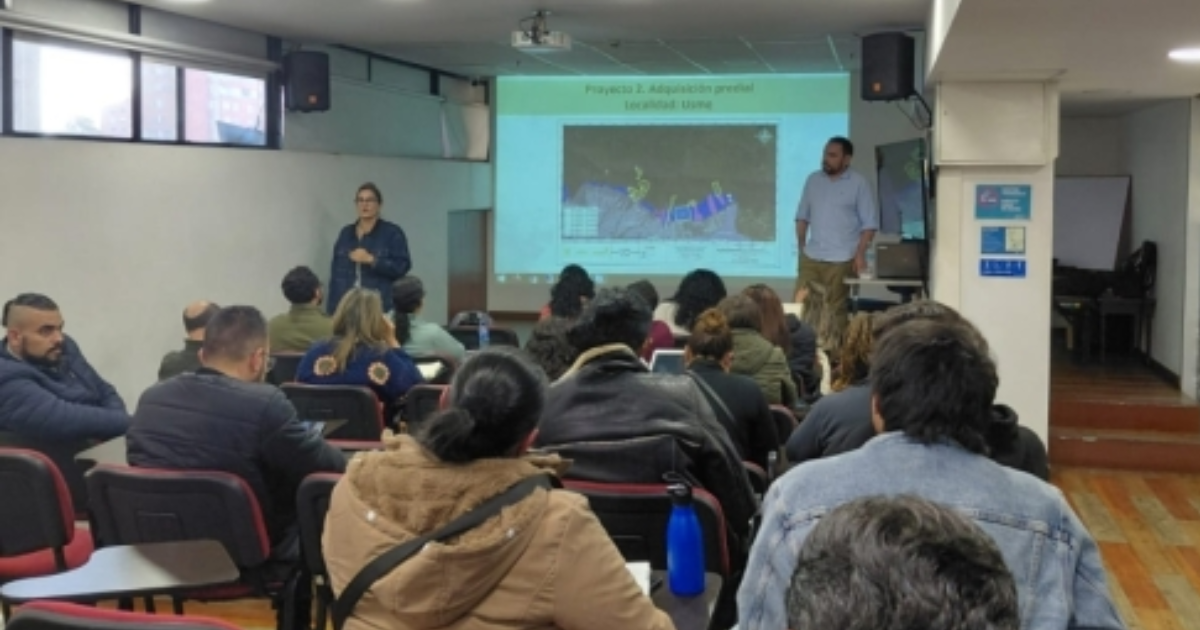 Foto de una charla ciudadana 