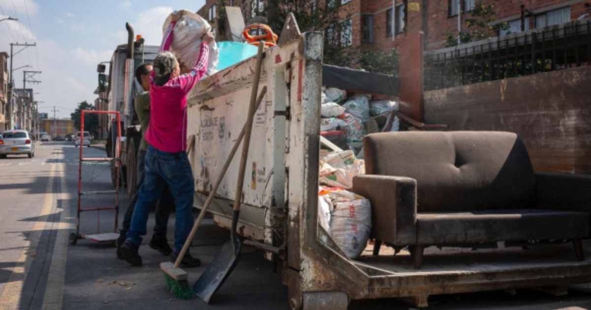 Foto que muestra un Ecopunto ubicado en la ciudad