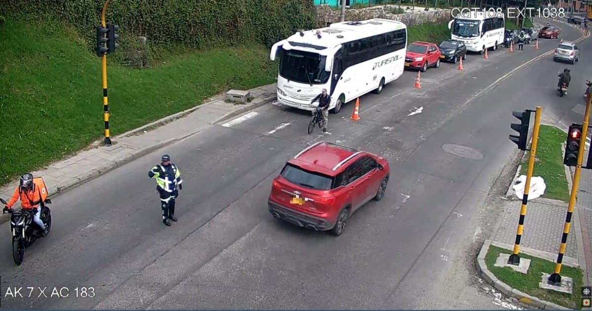 Foto del reversible de la carrera Séptima en Bogotá