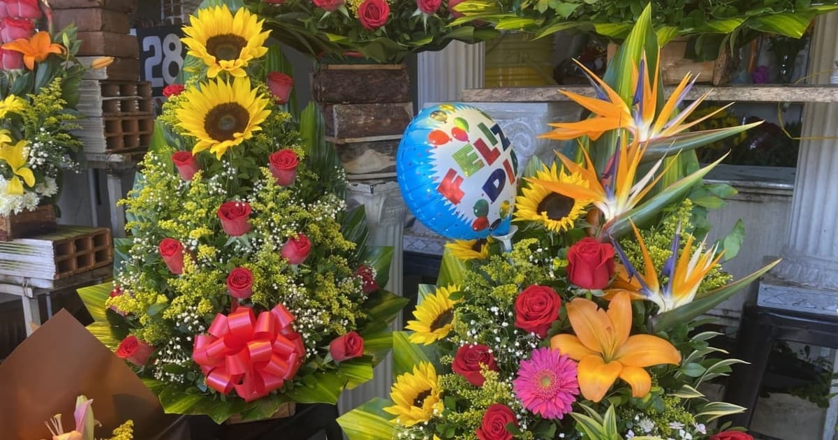 Foto de flores en uno de los Puntos Comerciales del IPES en Bogotá.