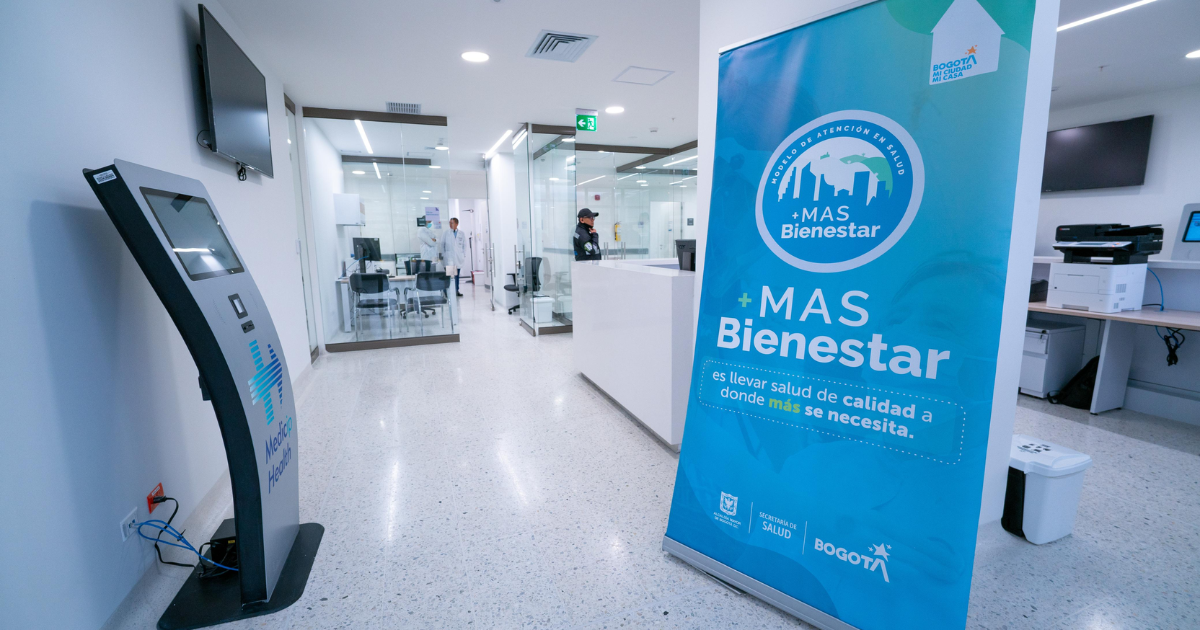 Foto de una sala de espera de un hospital de Bogotá 
