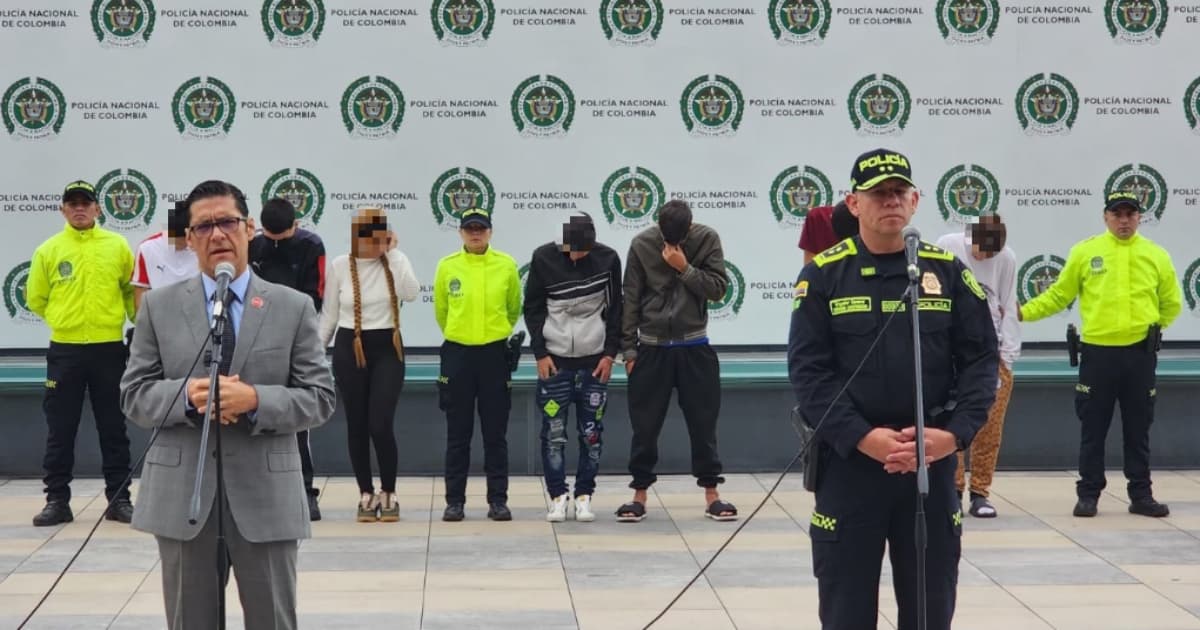 Secretario César Restrepo y general de la Policía de Bogotá, Giovanni Cristancho
