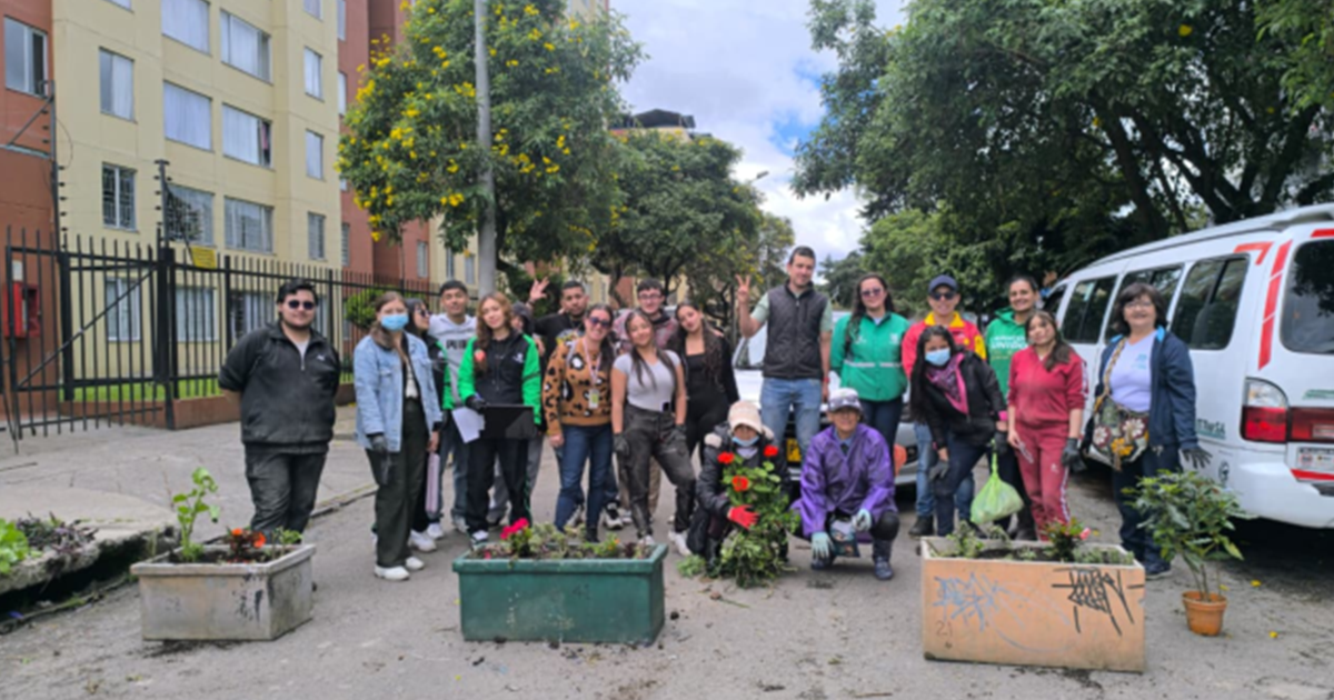 Imagen de las personas que participaron en la jornada