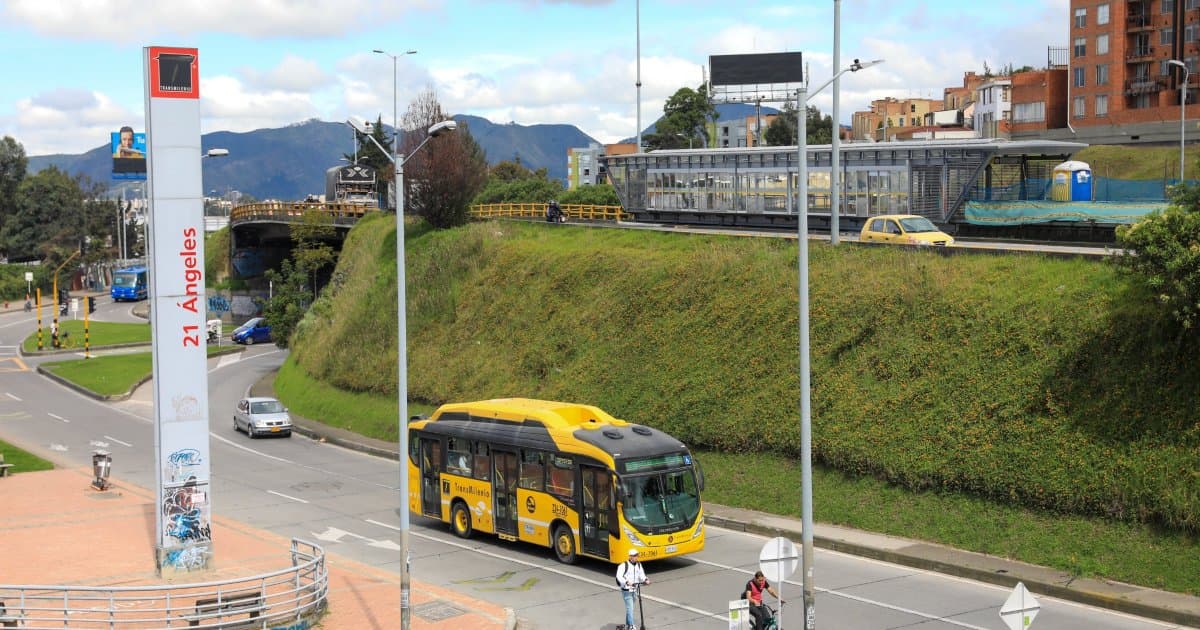 Foto de un bus de TransMilenio en Bogotá.