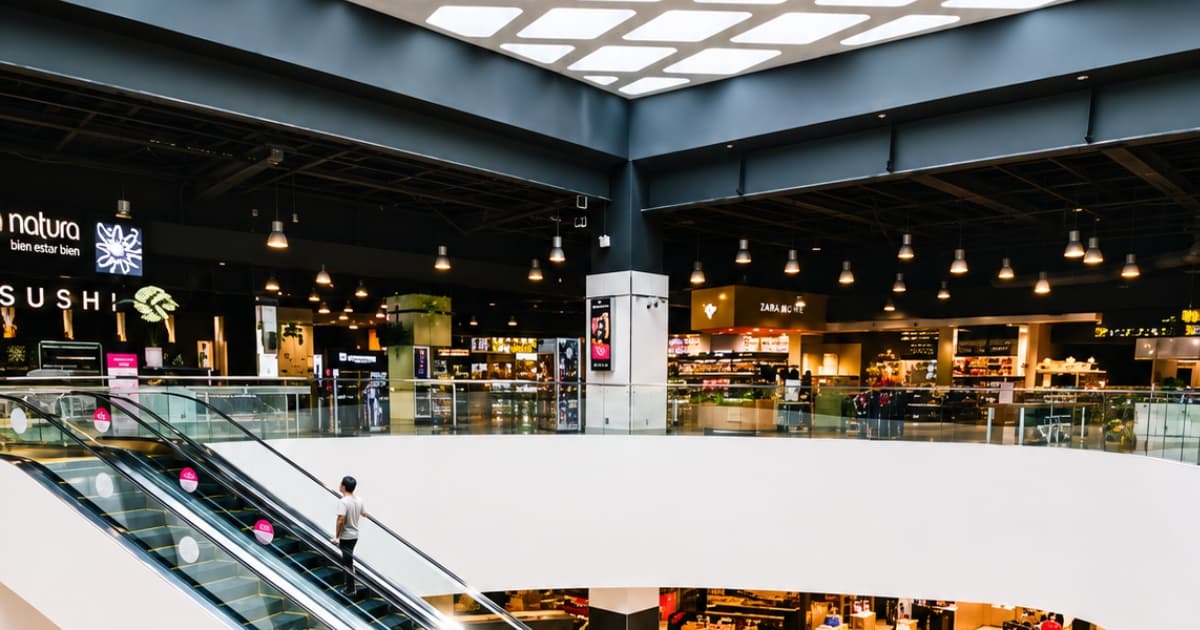 Foto de un centro comercial en Bogotá.