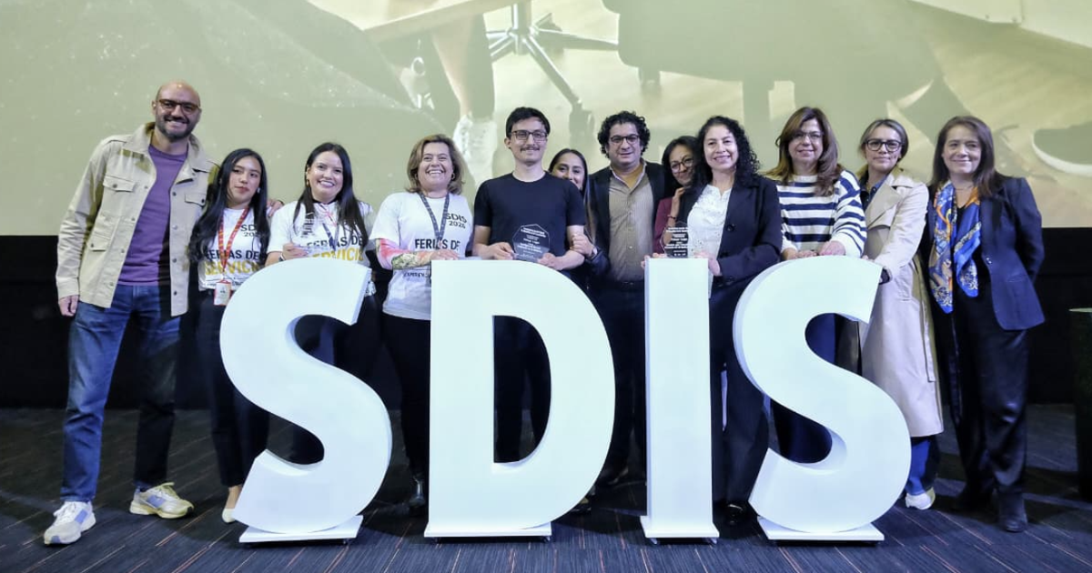 Imagen de los participantes de la hackaton