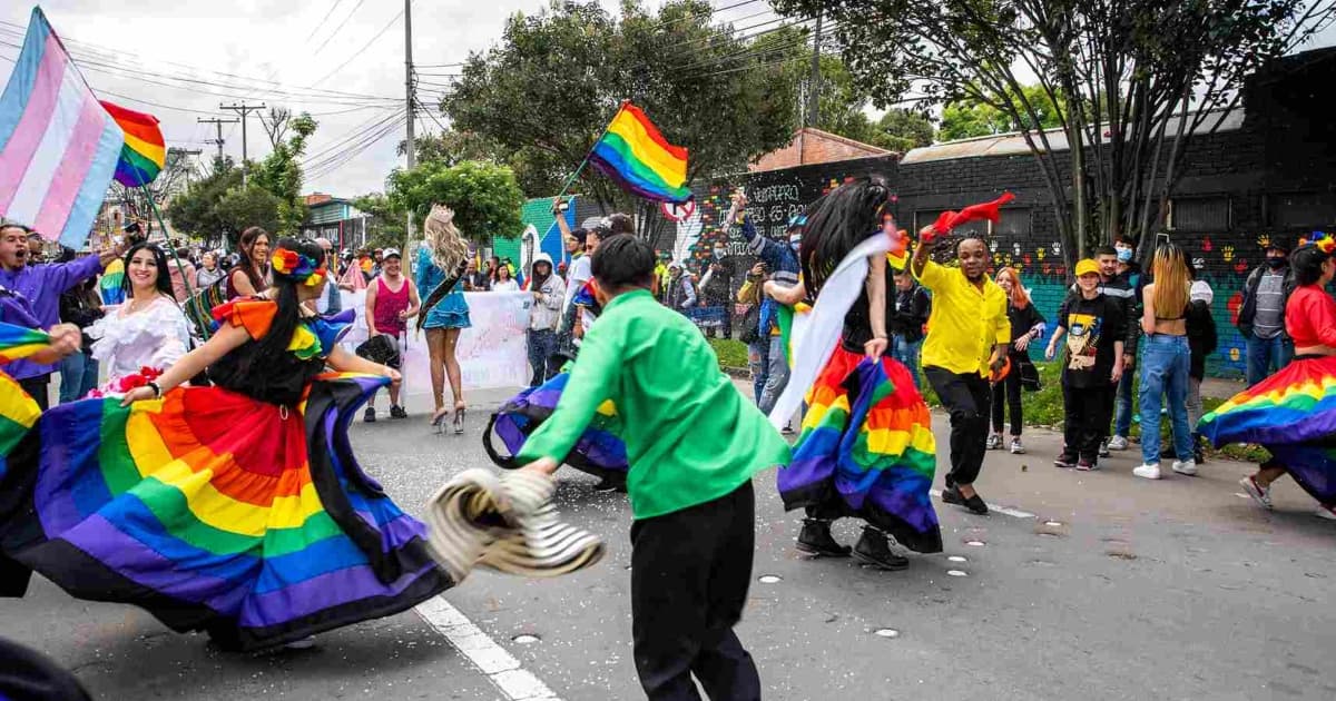 Foto de marchas del orgullo LGBTIQ en Bogotá.