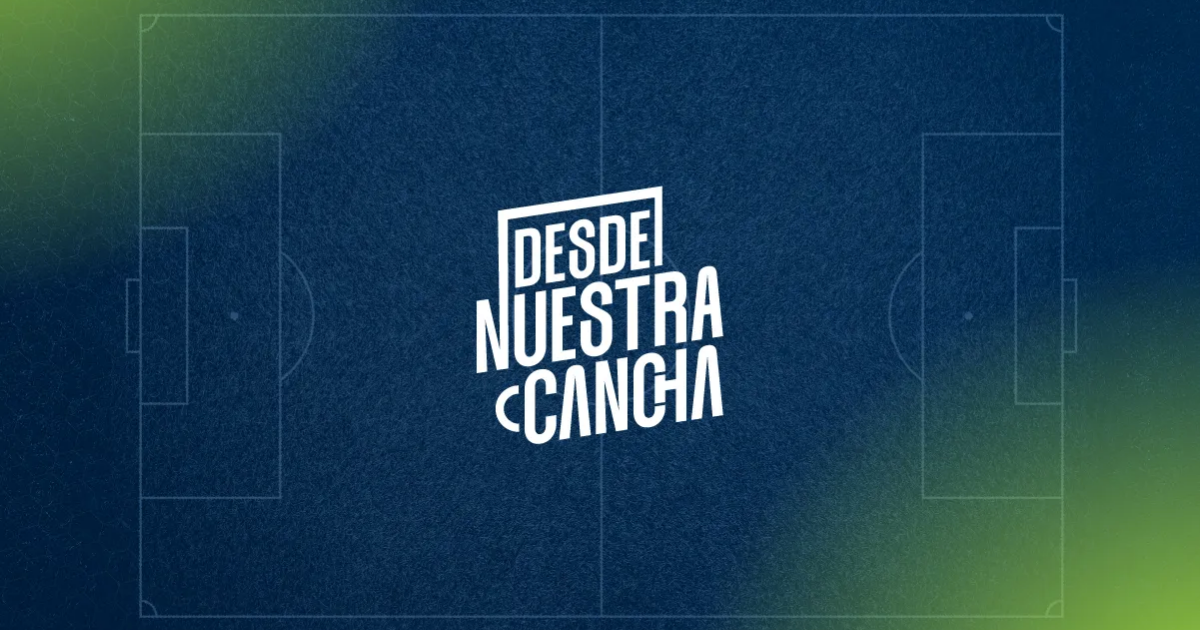 Imagen promocional de esta serie en la que se aprecia una gráfica de una cancha de fútbol.