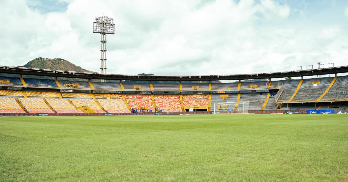 Gramilla del estadio Nemesio Camacho