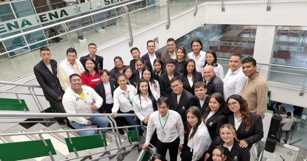 Fotos de trabajadores del SENA