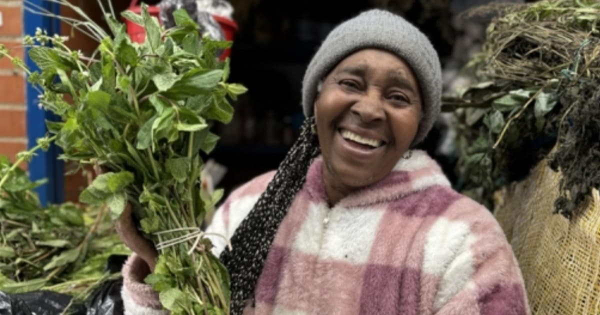 Foto de Nuri Sandoval, beneficiaria de uno de los Puntos Comerciales del IPES en Bogotá.