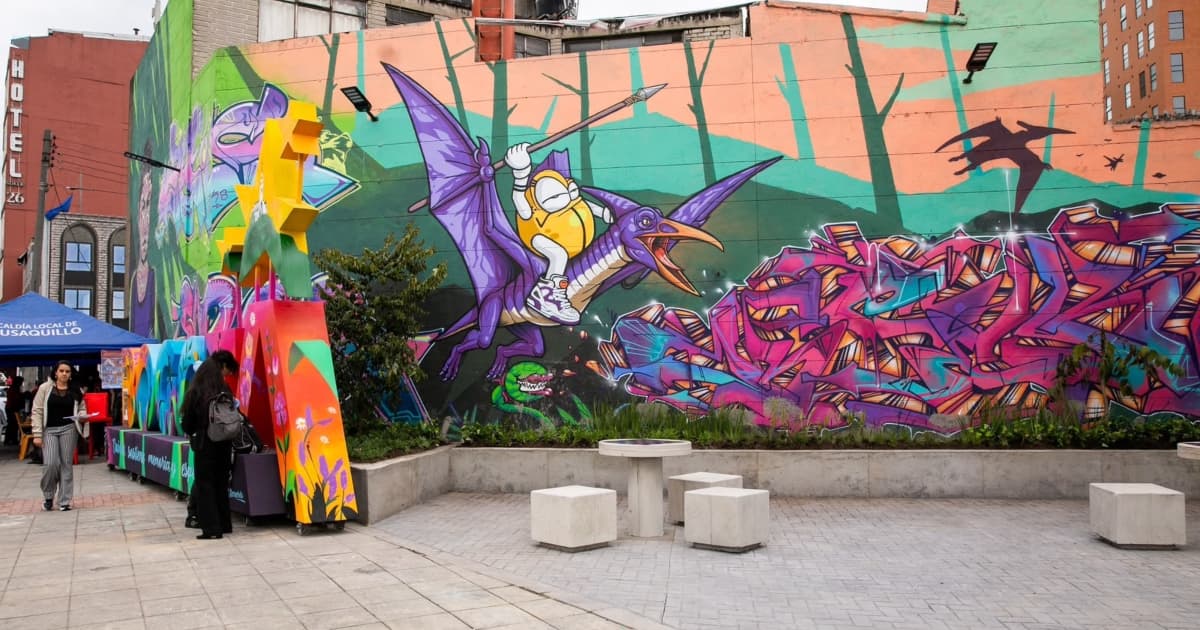 Plazoleta recuperada en el barrio El Recuerdo localidad de Teusaquillo sobre la calle 26