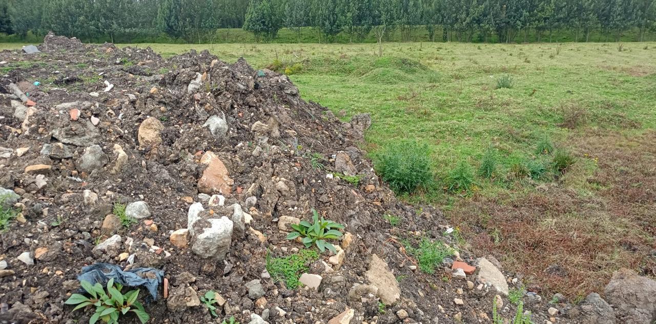 Disposición de residuos de construcción y demolición en un predio