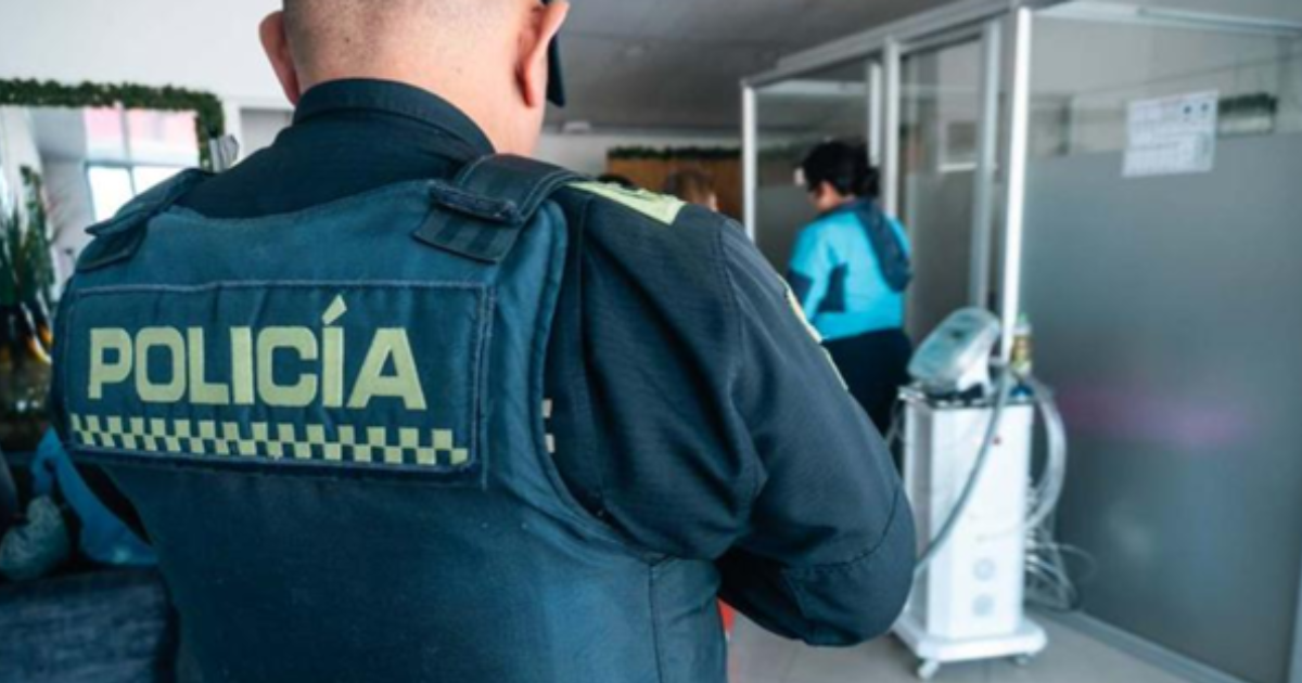 Foto de funcionarios del distrito en operativo de seguridad 