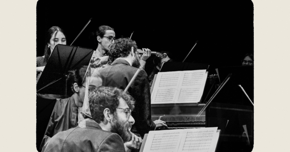 Imagen en blanco y negro de Orquesta Filarmónica Juvenil de Cámara