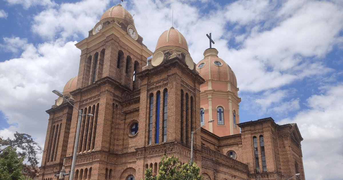 Imagen del exterior Iglesia Nuestra Señora del Carmen de Las Cruces