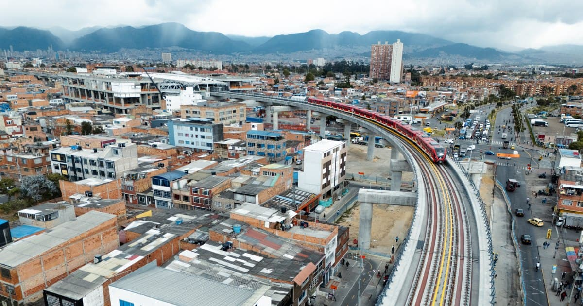 Foto del viaducto del Metro 