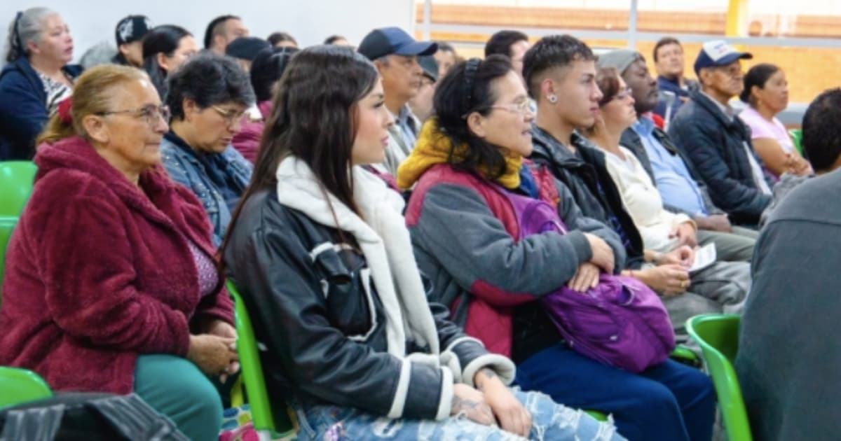 Foto de un Encuentro Cuidadado del IPES en Bogotá.