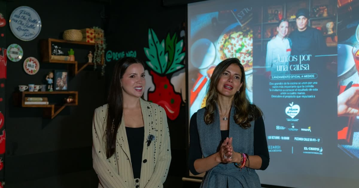 Foto de Carolina Deik junto a Andrea Bornacelli, durante el anuncio de la alianza con Misión Nutrición.