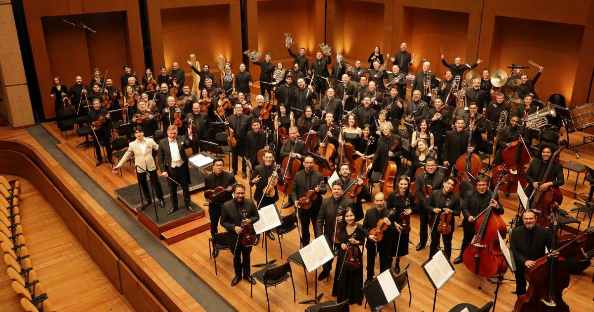 Fotografía de Filarmónica de Bogotá en el Teatro Mayor Julio Mario Santo Domingo.