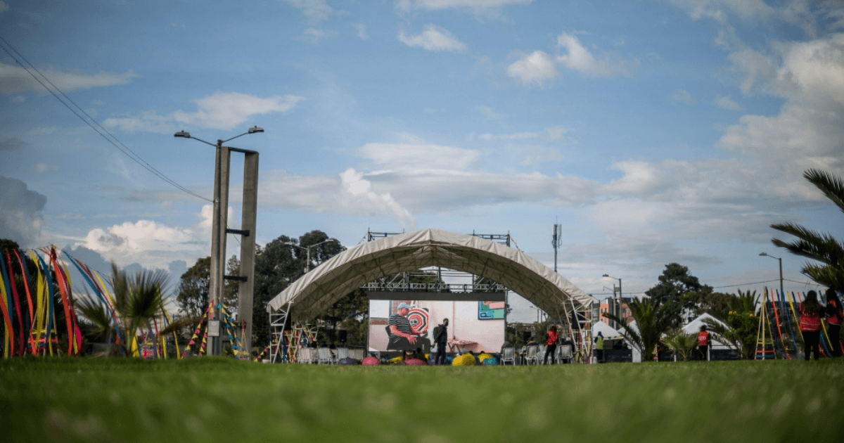 Imagen de carpas Cinemateca al Parque.