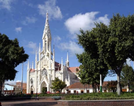  Parroquia Basílica Menor del Santo Cristo en Villa de San Diego del municipio de Ubaté en Cundinamarca