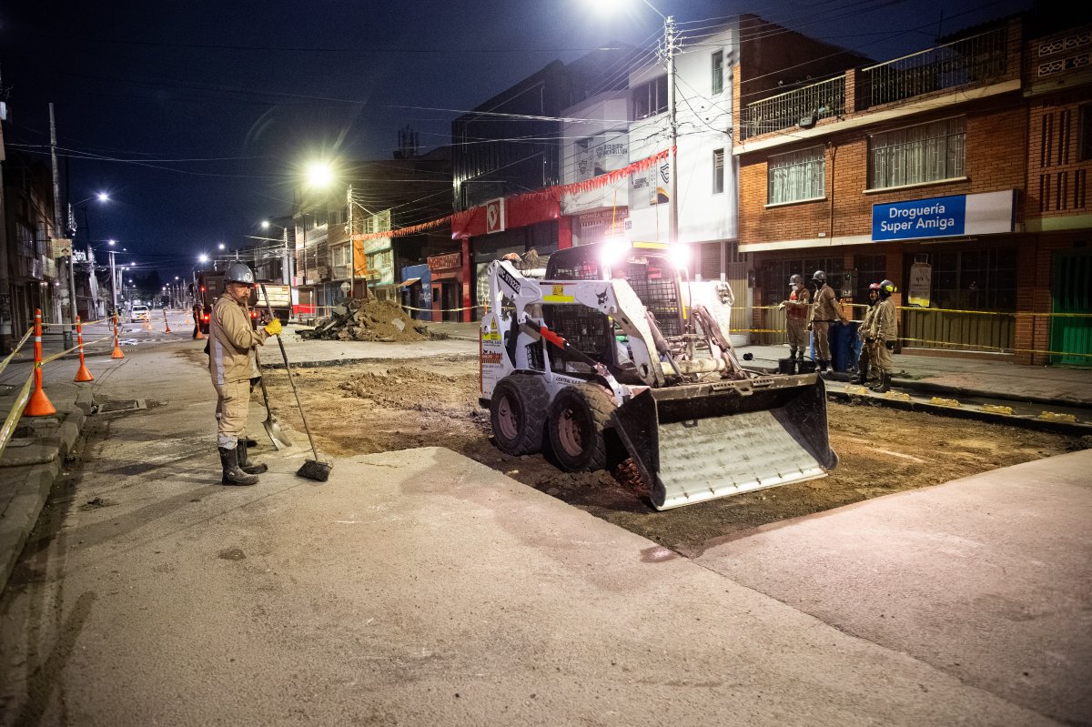 Intervención de la UMV en Versalles de Fontibón Bogotá 