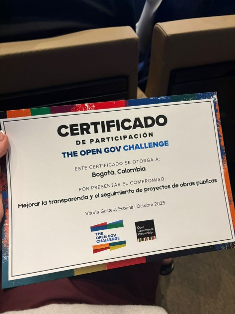 Bogotá recibe mención honorífica en España