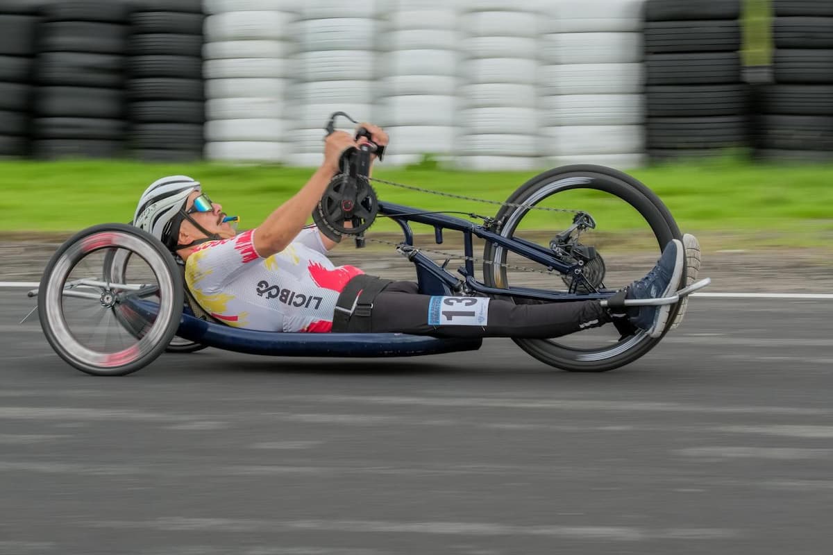 Paraciclista compitiendo en Copa Nacional de Tocancipá