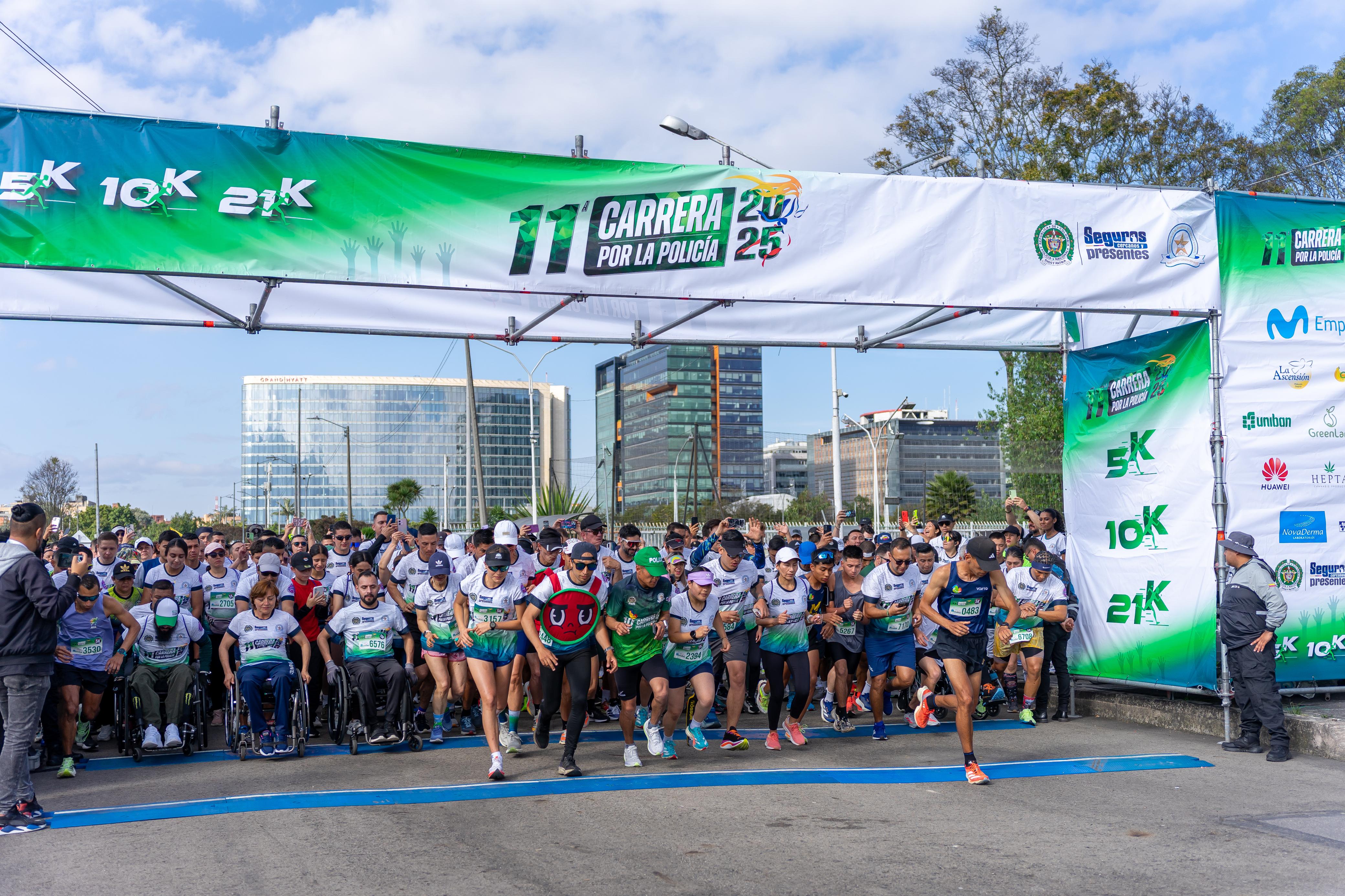 Inicio de la Carrera de la Policía