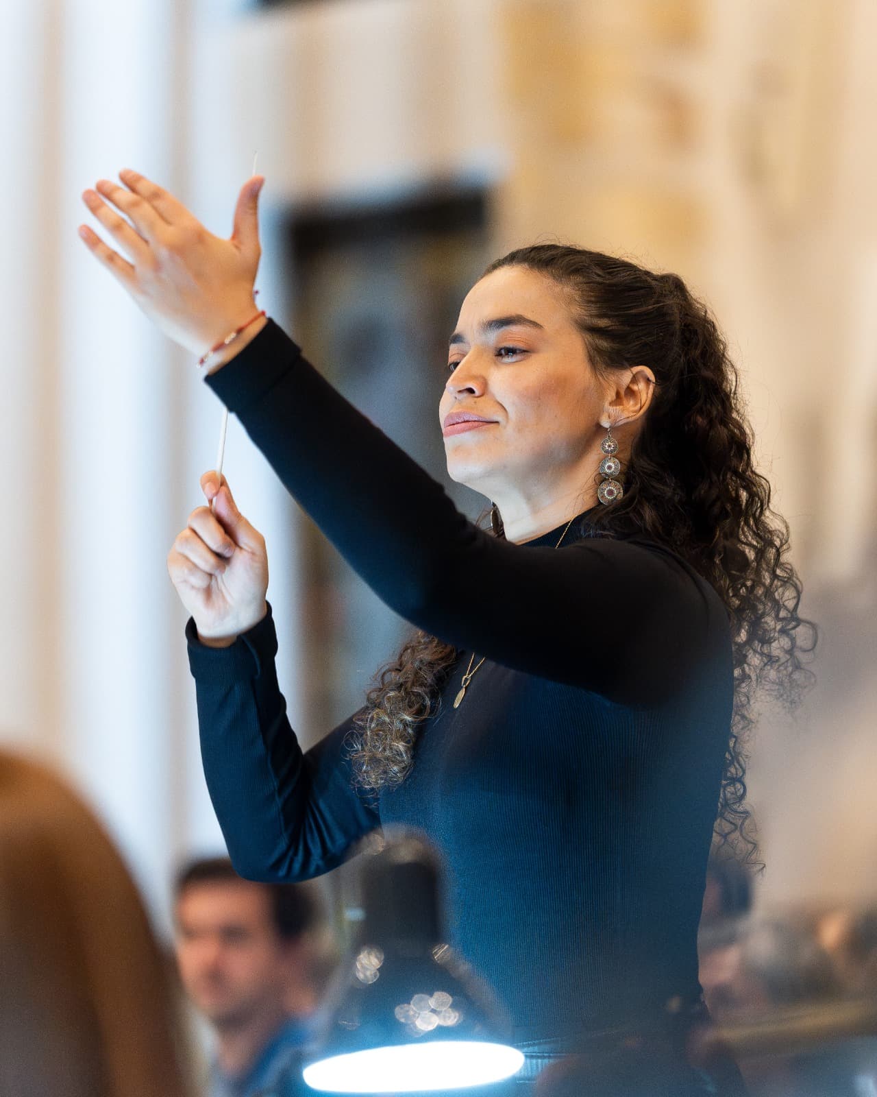 Elizabeth Vergara Gallego, directora asistente de la Orquesta Filarmónica de Bogotá. 