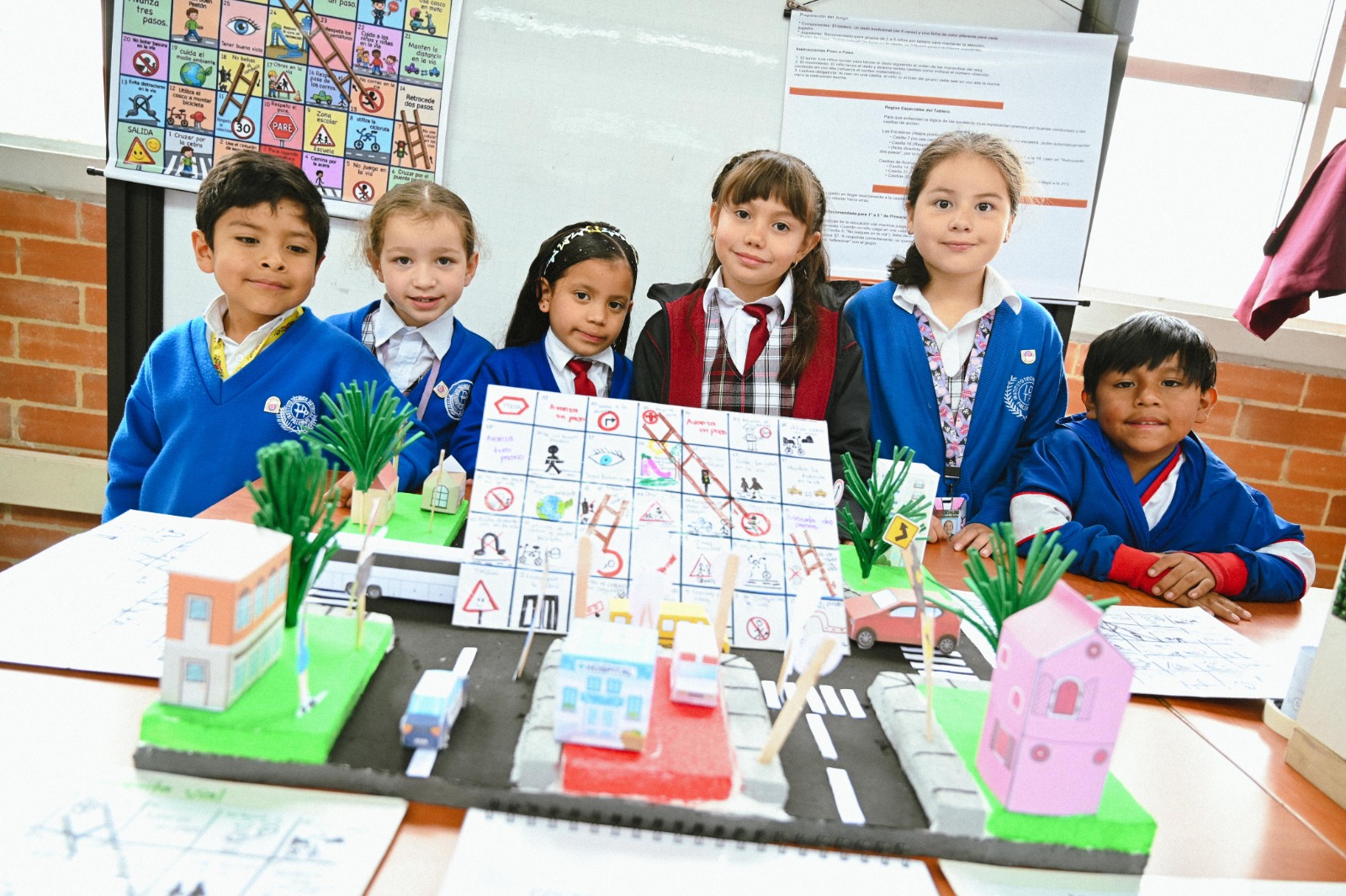Proyectos para promover trayectorias educativas más seguras en Bogotá 