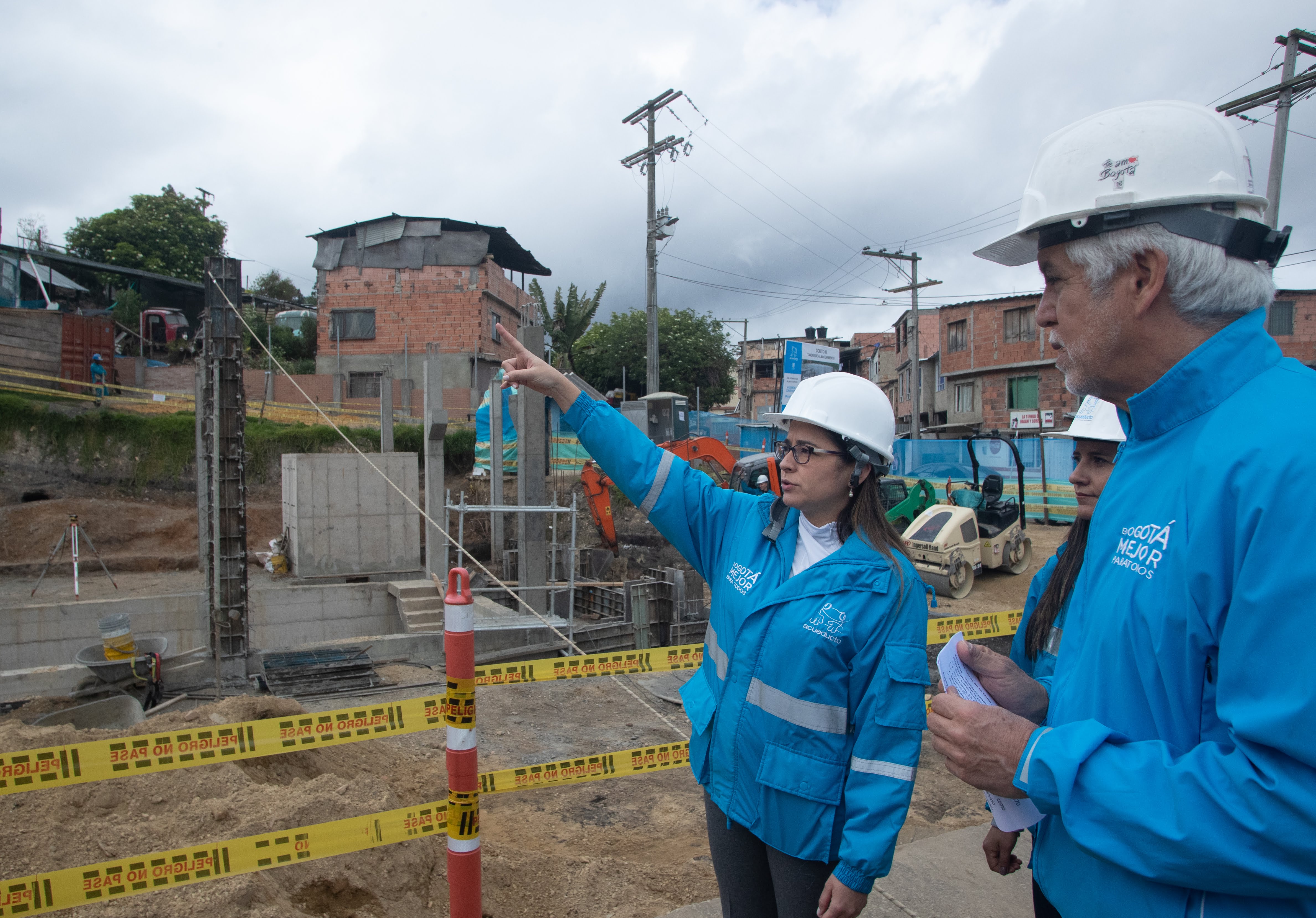 Visita obras Colector Buenavista - Foto: Comunicaciones Alcaldía / Andrés Sandoval