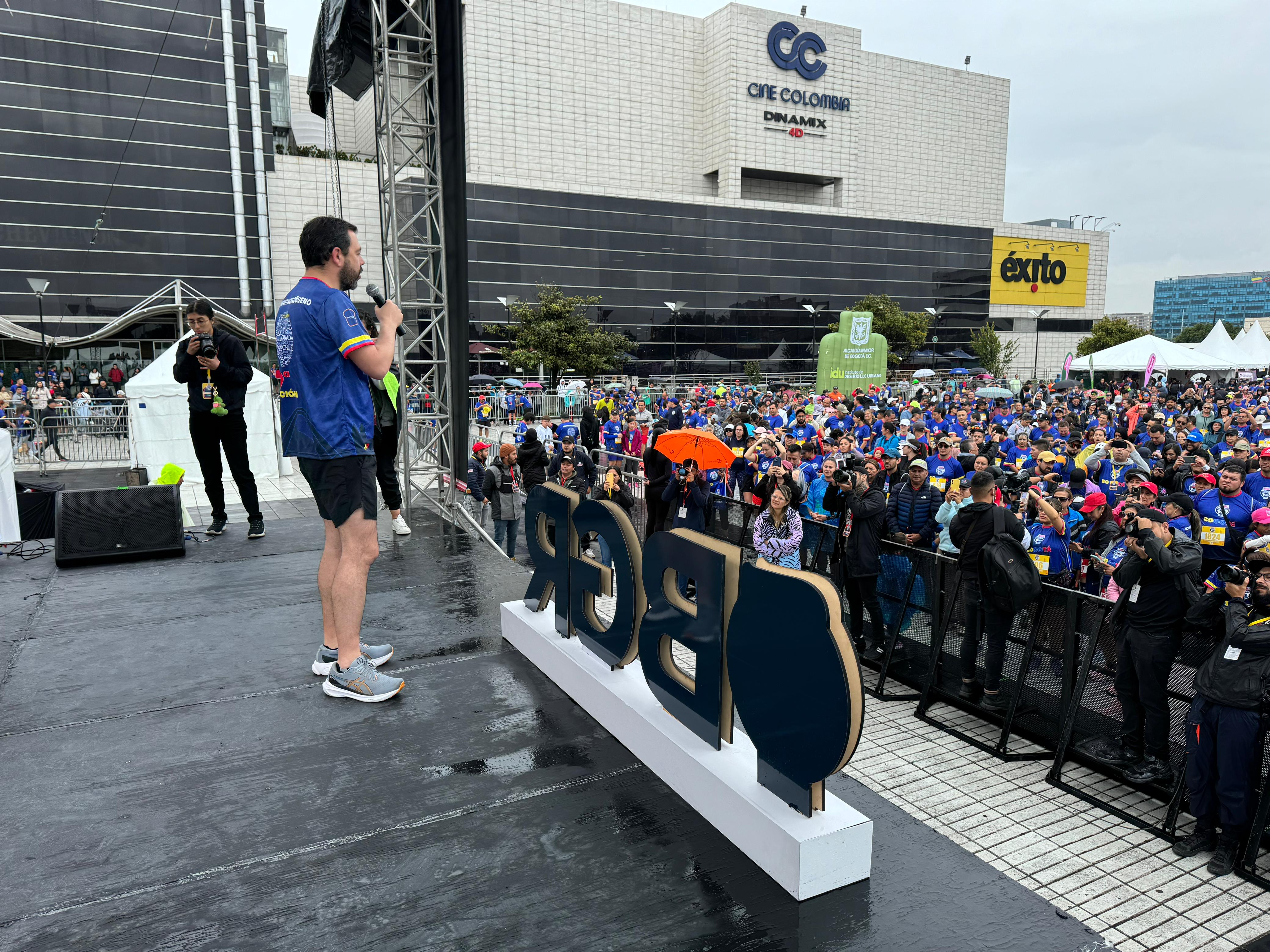 El alcalde Carlos Fernando Galán estuvo en la Bimbo Global Race
