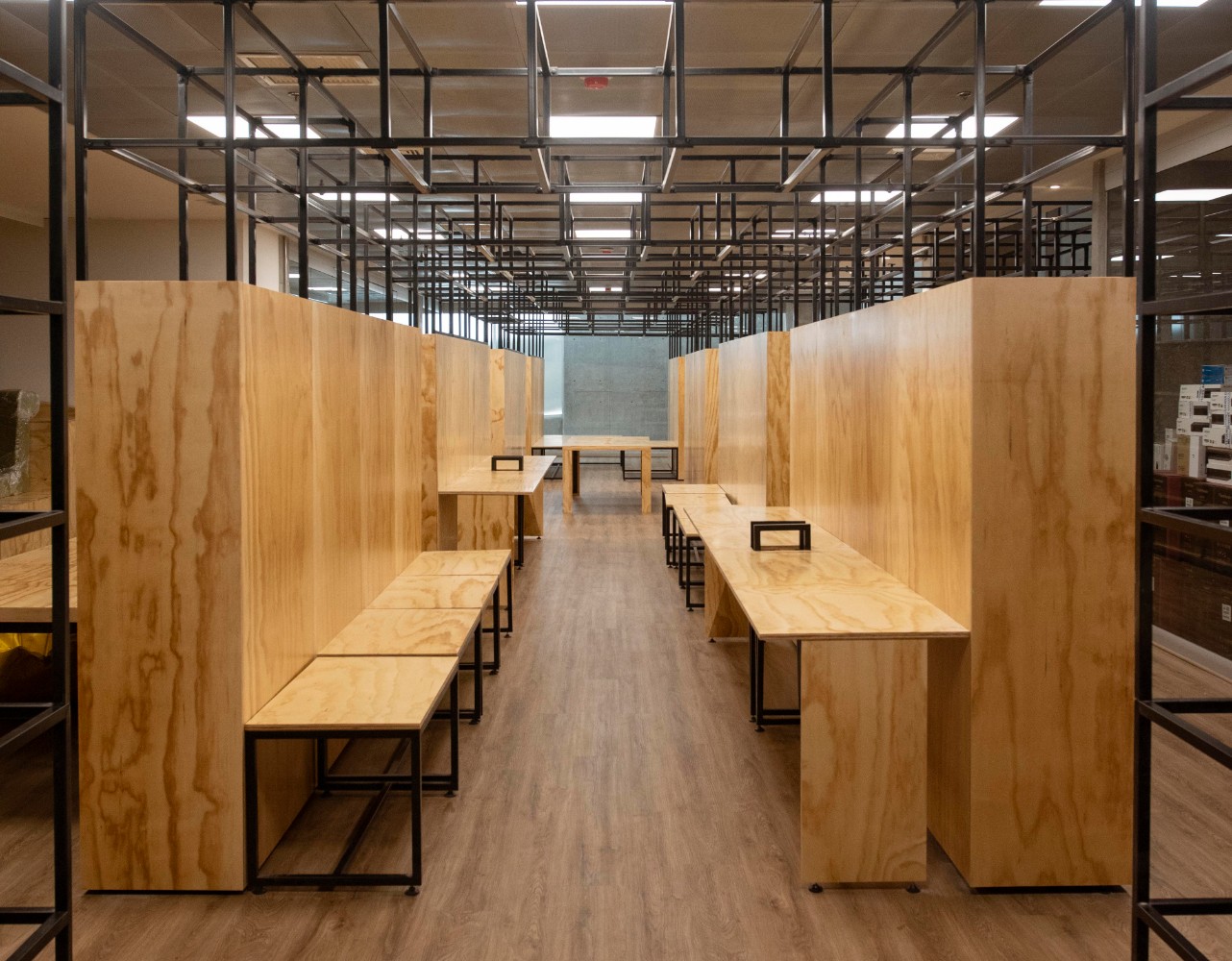 Imagen de la biblioteca, BECMA, de la Cinemateca de Bogotá