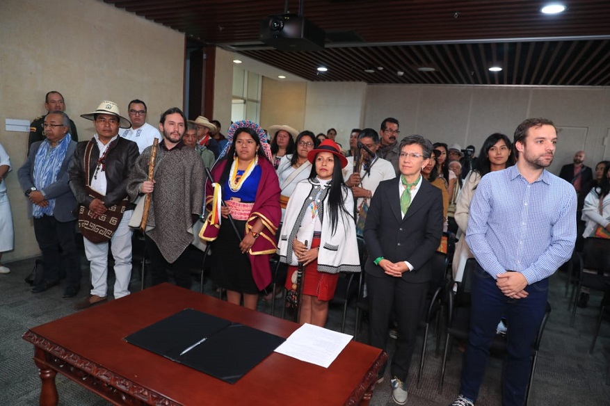 Posesión autoridades indígenas de Bogotá - Foto: Comunicaciones Alcaldía Bogotá