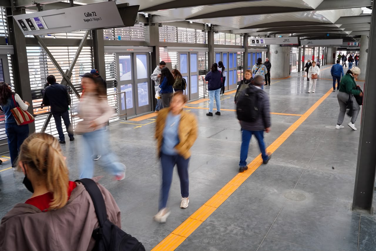 Recomendaciones viaje estación TransMilenio Calle 72 Areandina Bogotá