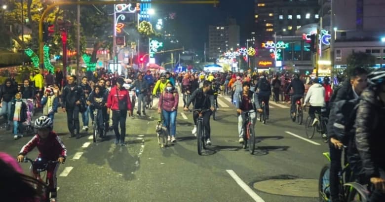 Ciclovia nocturna IDRD 