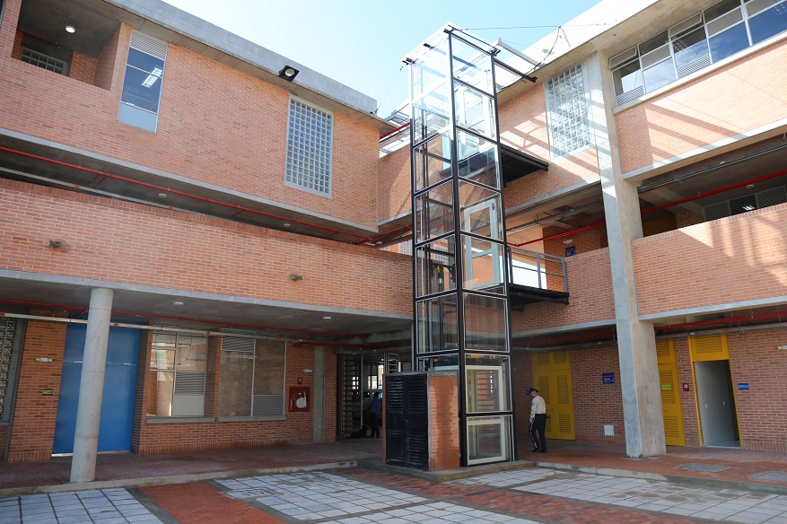 Colegio Manuel Cepeda Vargas