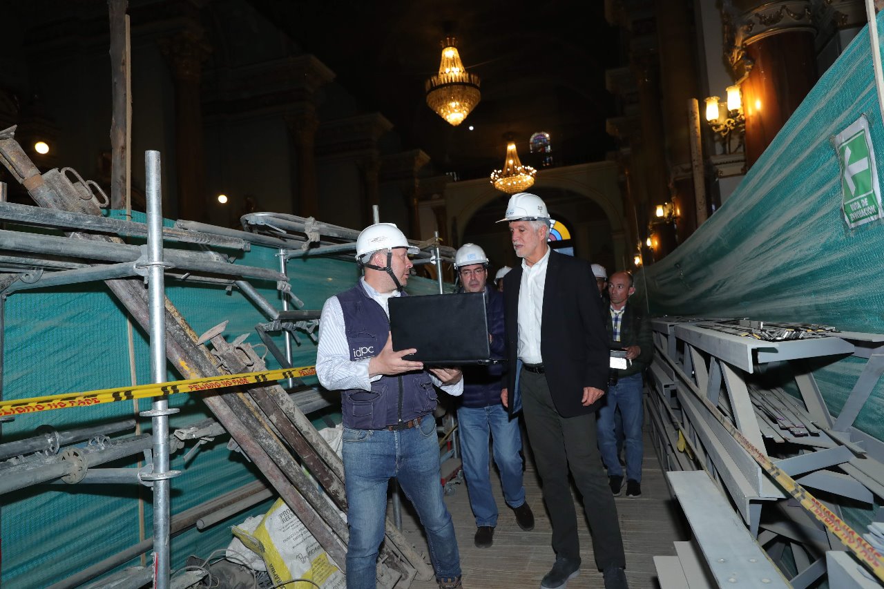Iluminación de la Cúpula de la Basílica del Voto Nacional - FOTO: Consejería de Comunicaciones