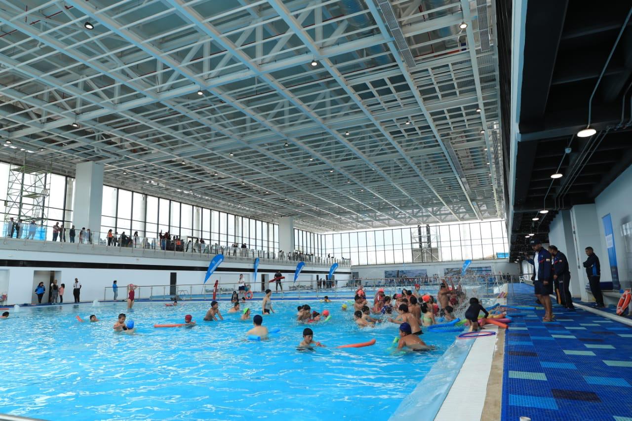 Alcalde Peñalosa entregó las piscinas del Centro Felicidad -CEFE El Tunal Foto: Consejería de Comunicaciones