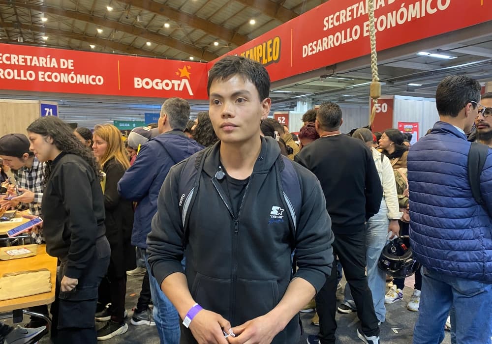 Historias jóvenes que encontraron trabajo en Megaferia Empleo Bogotá foto Samuel del Vino