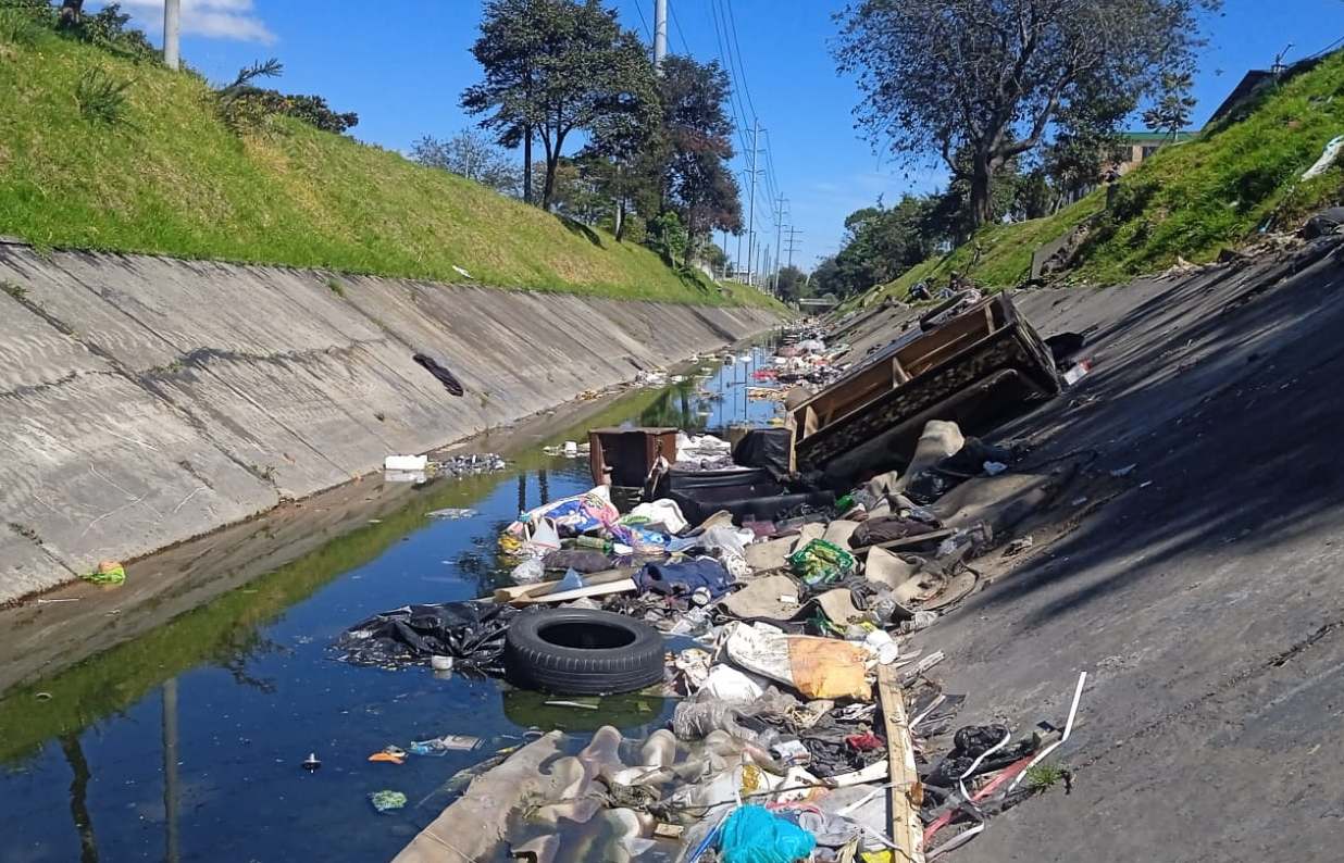 canales de agua