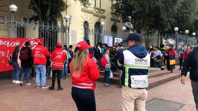 Marcha de estudiantes lunes 21 de octubre en Bogotá