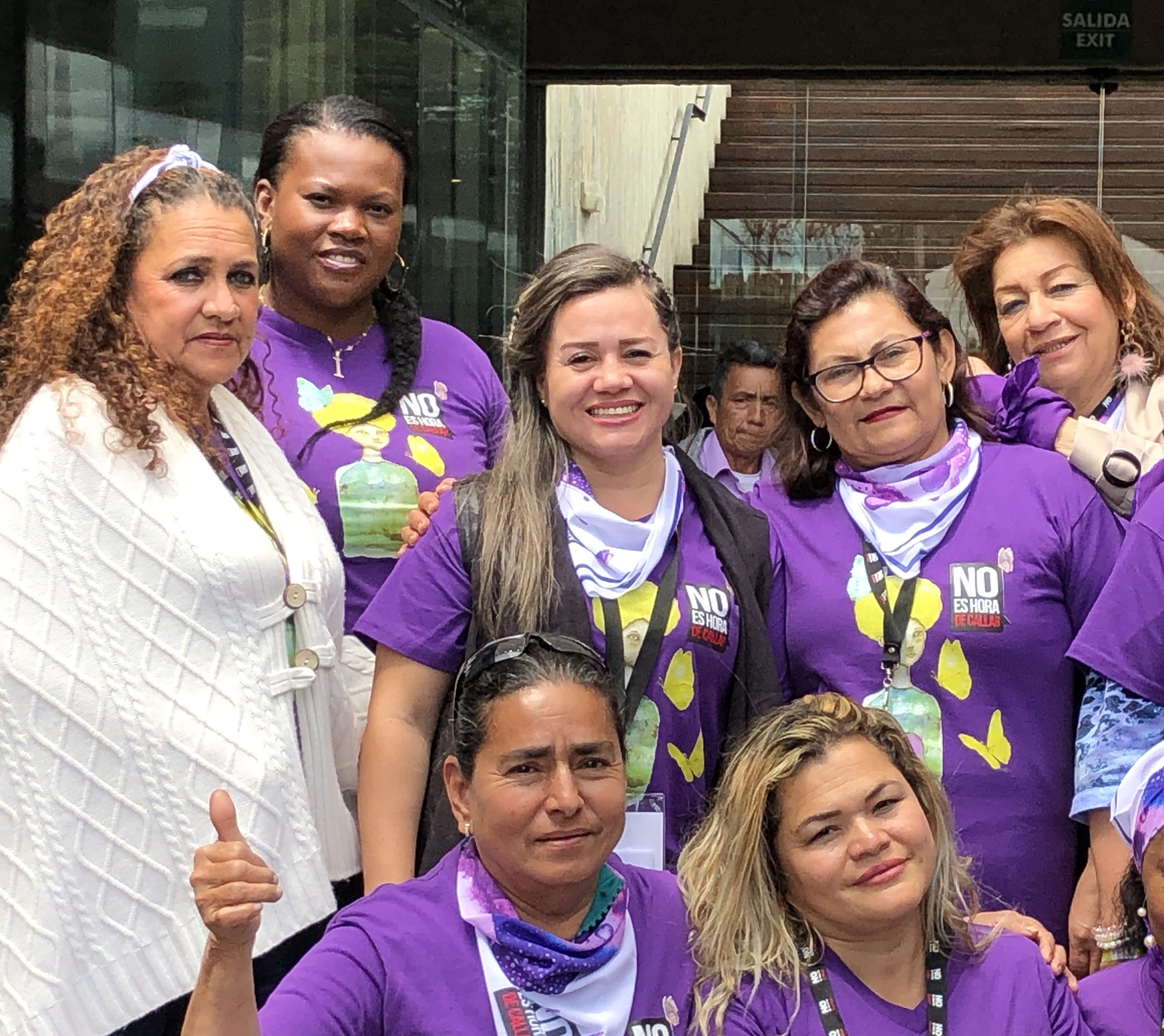 imagen con las mujeres que asistieron al Centro de Memoria